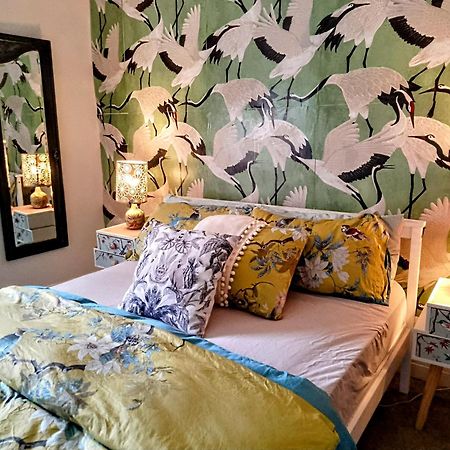 4 Bedroom Period Townhouse In The Heart Of Hebden Hebden Bridge Bagian luar foto
