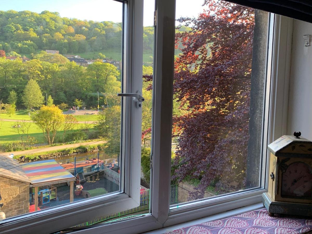 4 Bedroom Period Townhouse In The Heart Of Hebden Hebden Bridge Bagian luar foto