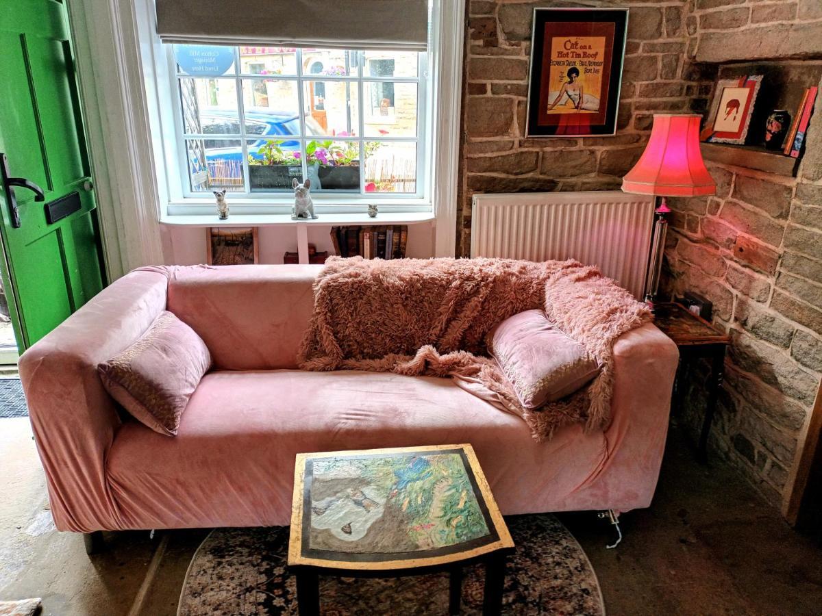 4 Bedroom Period Townhouse In The Heart Of Hebden Hebden Bridge Bagian luar foto